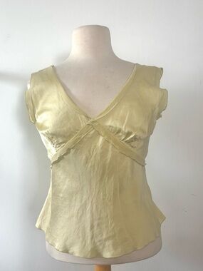 P.A.R.O.S.H. silky satin v-neck top in chartreuse